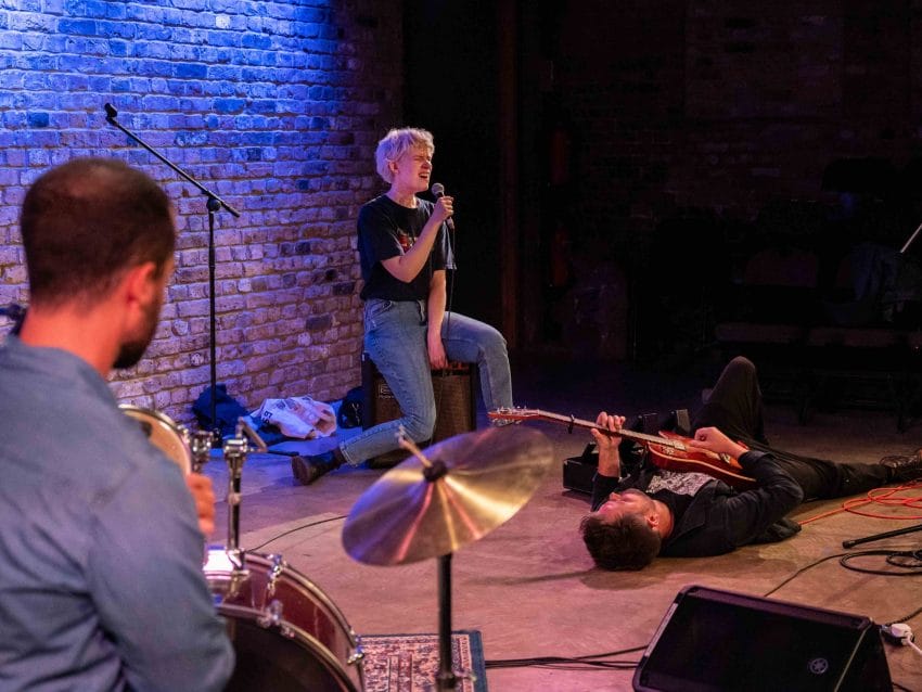 (c) Kate Hockenhull