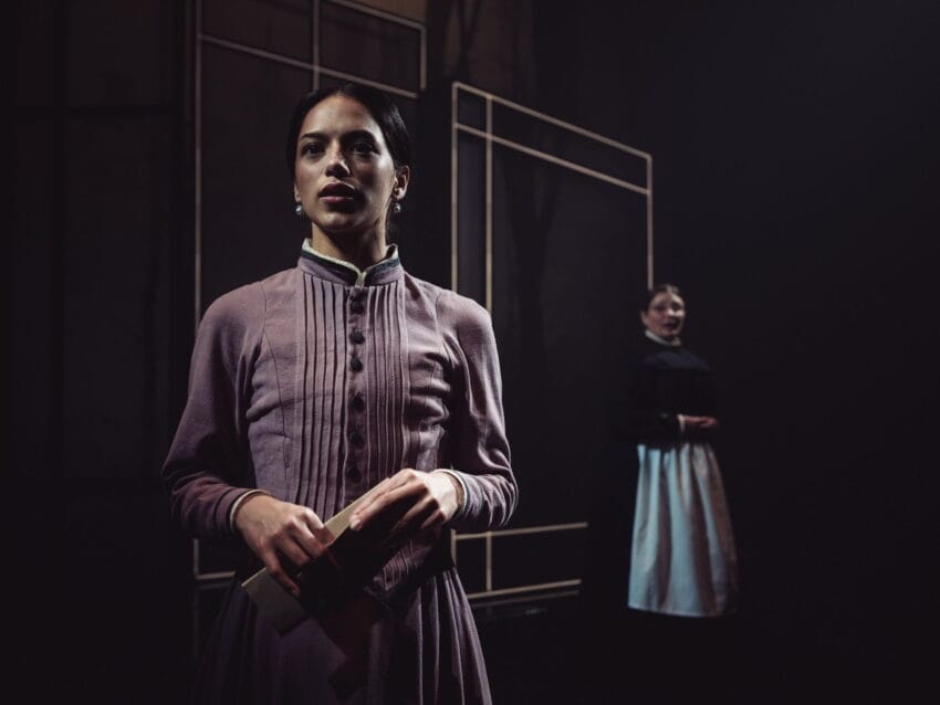 Amy Tara and Katy Slater (c) Alex Brenner