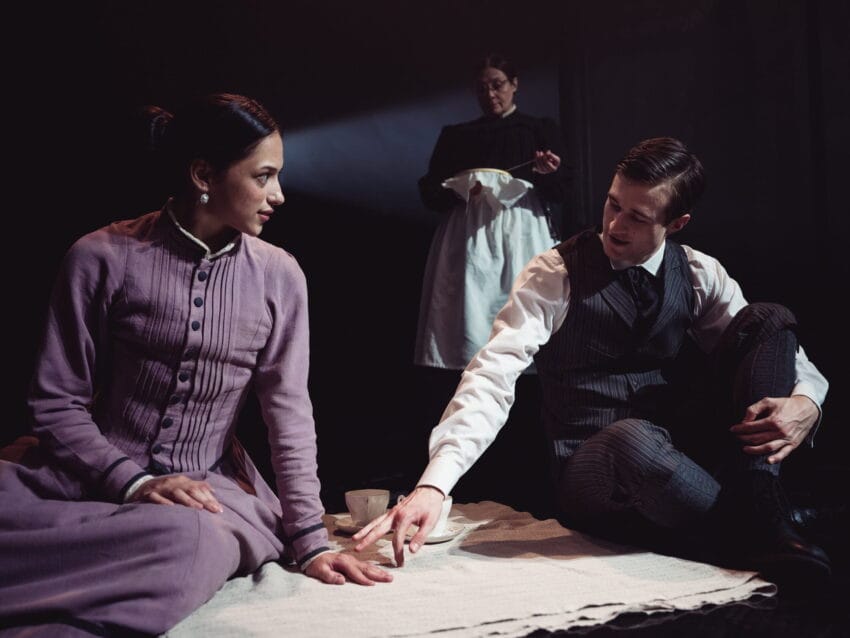 Amy Tara, Katy Slater and Toby Beynon (c) Alex Brenner