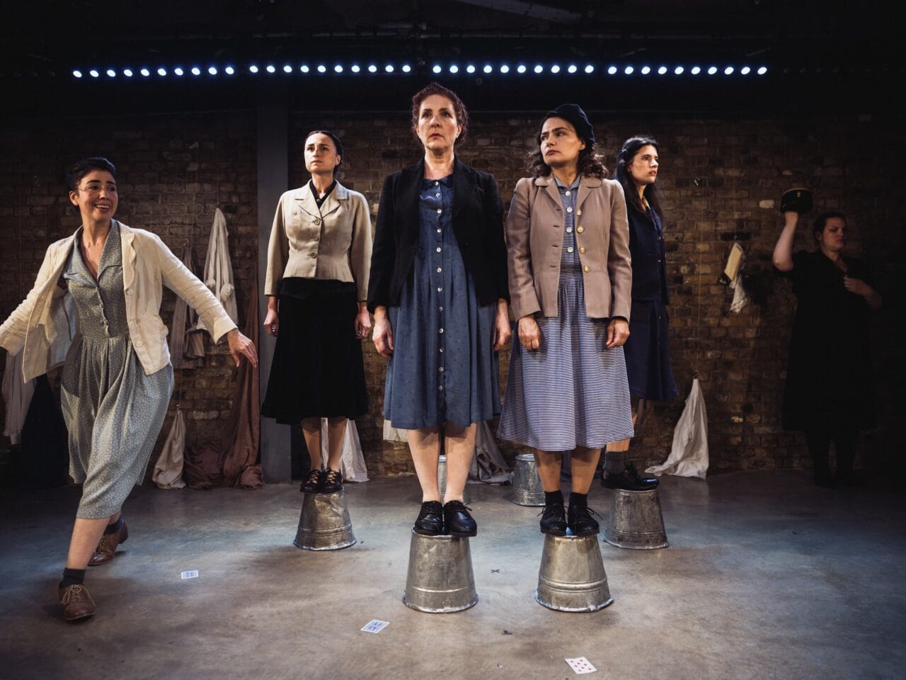 Anna Eckhard, Mai Weisz, Helen Goldwyn, Pat Dynowska, Ariella Barnett, and Anja Fahlenkamp (c) Alex Brenner